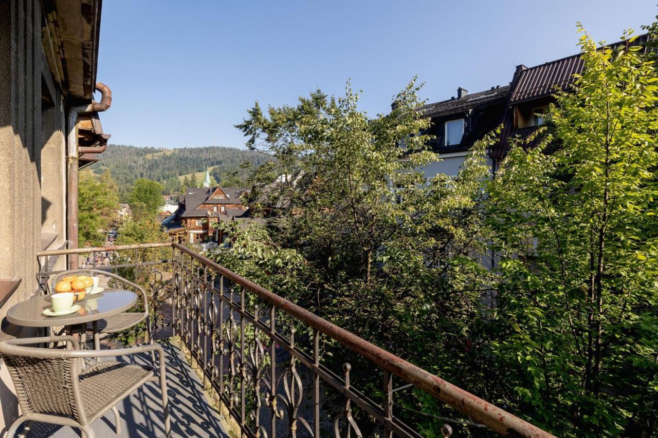 Apartments On Krupowki Street With Mountain View By Noclegi Renters Zakopane Buitenkant foto